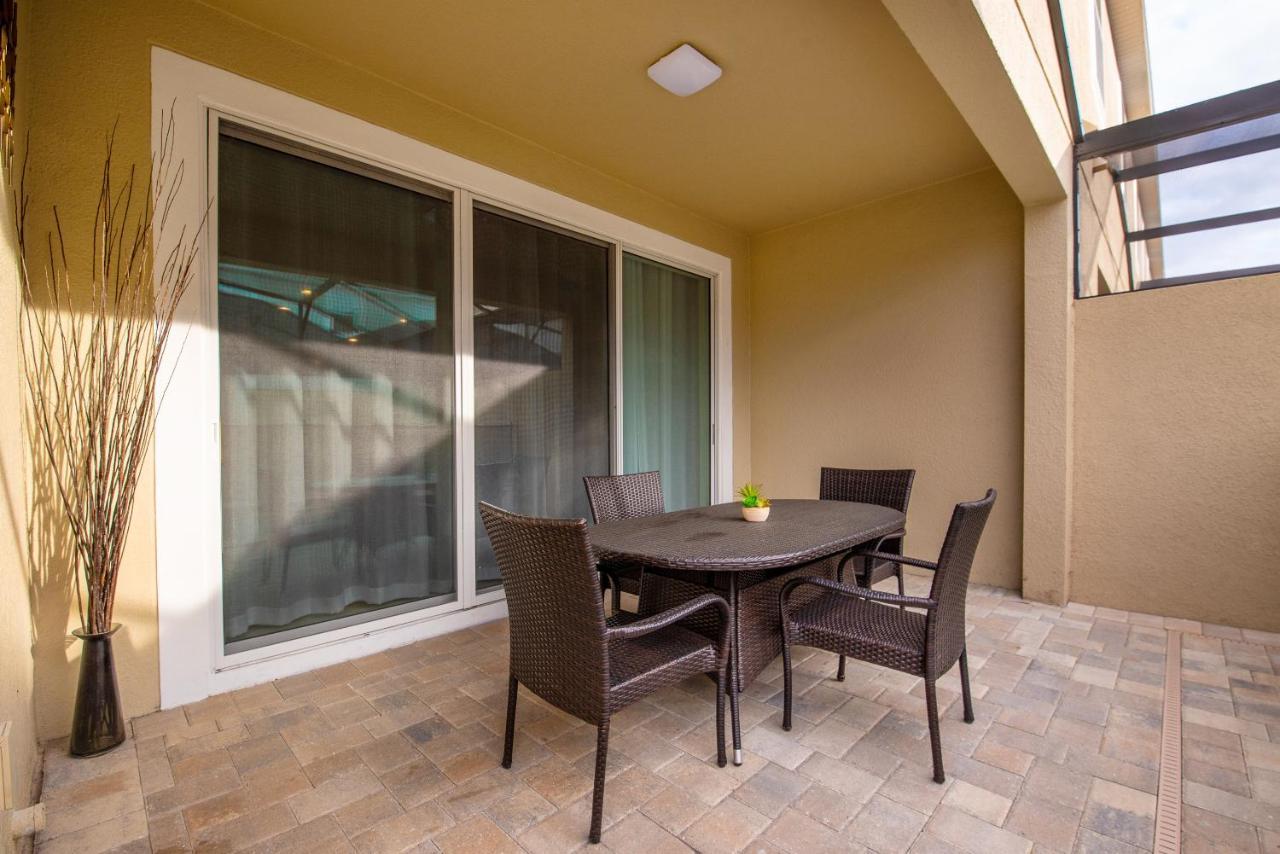 Solara Townhome, 15 Minutes From